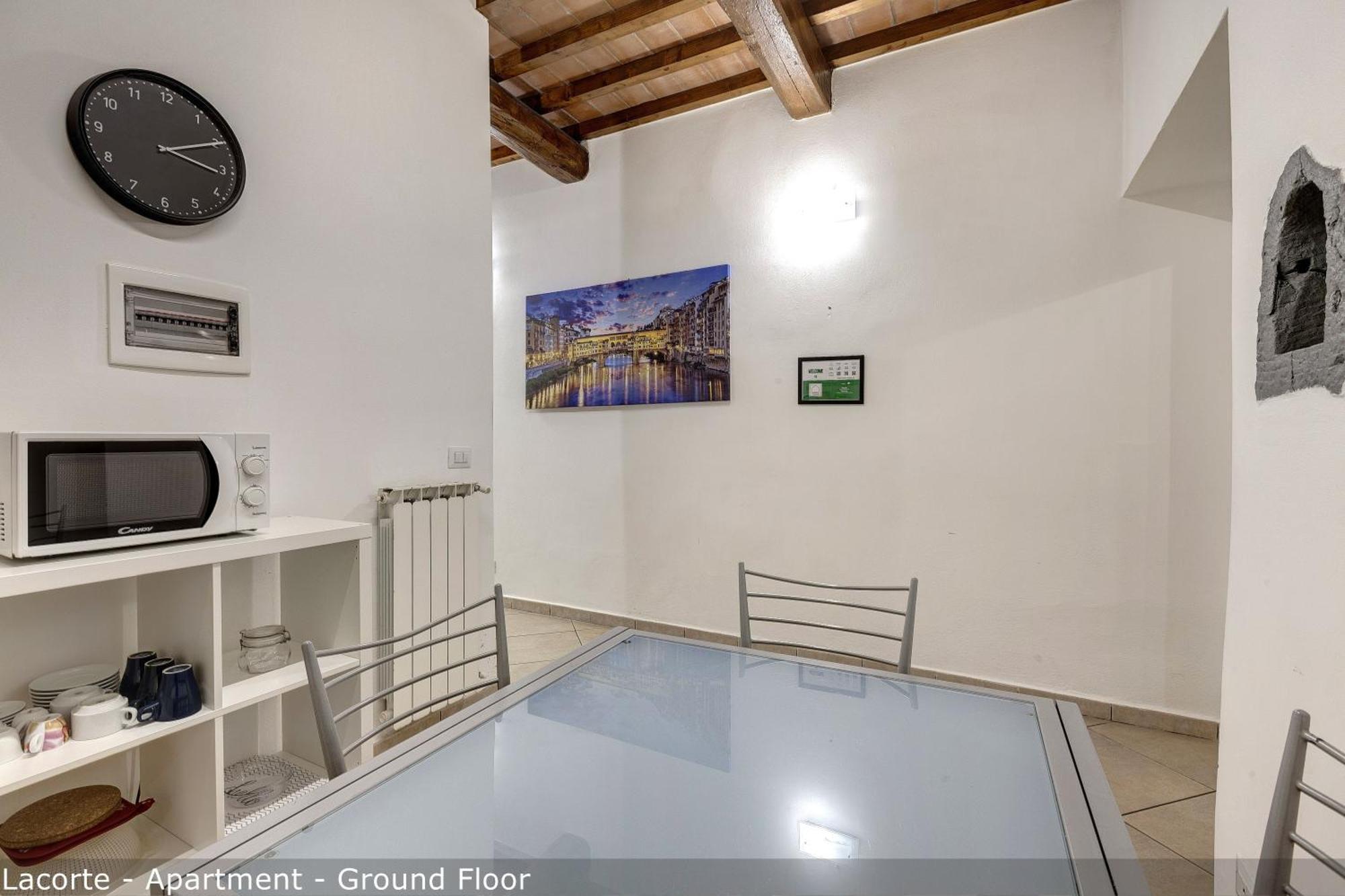 Palazzuolo Tower Apartments By Mamo Florence Room photo